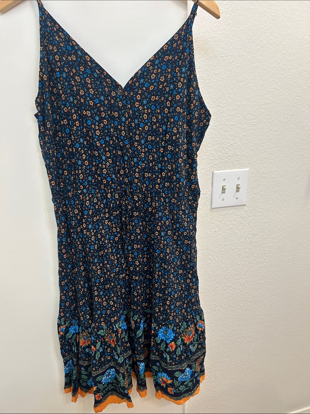Sleeveless V-Neck Floral Camisole Dress in Navy and Orange